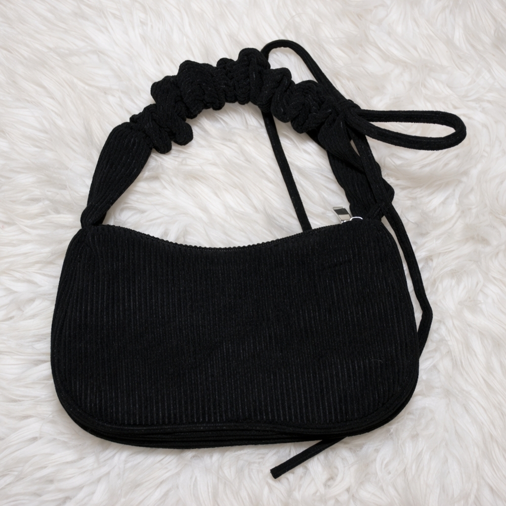 The Sweet Intentions Mini Scrunch Bag - Midnight Energy - Picture 4 of 6